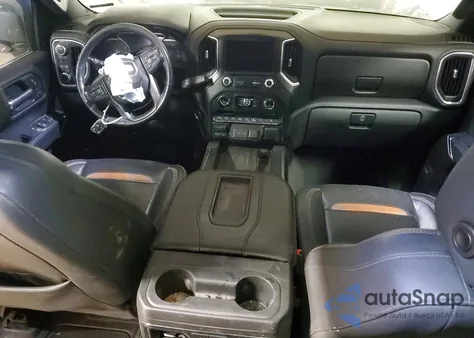 2021 GMC Sierra K1500 At4 z USA, uszkodzony, nr VIN 1GTP9EEL7MZ151925